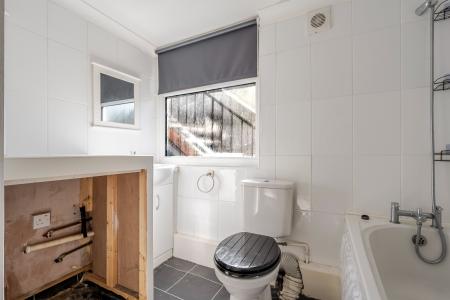 1 bedroom Flat for sale in Magdalen Street, Colchester Town Centre, Colchester, CO1