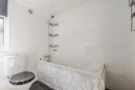 1 bedroom Flat for sale in Magdalen Street, Colchester Town Centre, Colchester, CO1