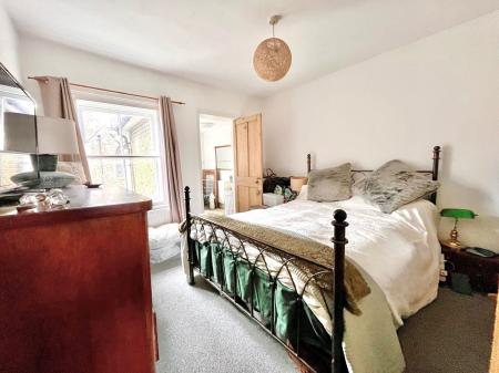 2 bedroom Terraced House to let in Alma Street, Wivenhoe, CO7