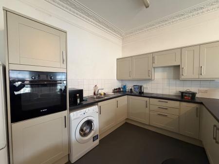 1 bedroom Studio flat to let in East Hill, Colchester, CO1