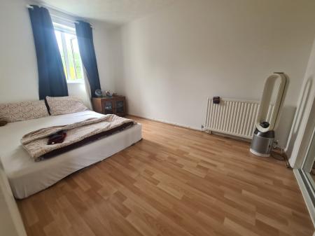 2 bedroom Flat to let in Victoria Chase, Colchester, CO1