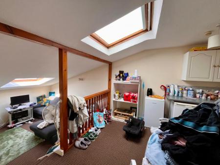 1 bedroom Maisonette to let in Manor Parade, Brightlingsea, CO7