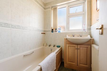 3 bedroom Semi-detached house for sale in Mill Road, Colchester, CO4