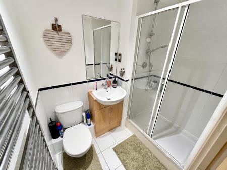2 bedroom Flat to let in Henry Laver Court, Colchester, CO3