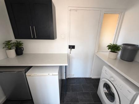 2 bedroom Terraced House to let in Elmwood Avenue, Colchester, CO2
