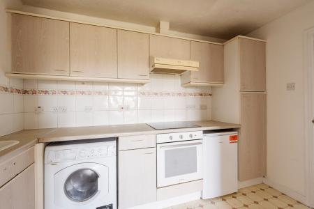 1 bedroom Flat for sale in Haddon Park, Hythe, Colchester, CO1