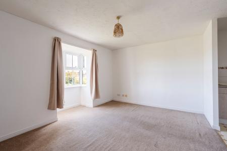 1 bedroom Flat for sale in Haddon Park, Hythe, Colchester, CO1