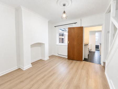 2 bedroom Terraced House to let in Artillery Street, New Town, Colchester, CO1