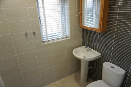 4 bedroom Semi-detached house to let in Epping Road, Little Stanion, NN18