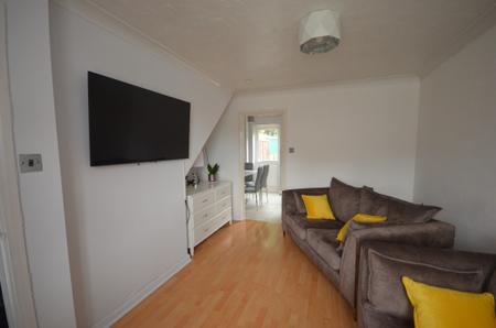 2 bedroom Terraced House to let in Inwood Close, Oakley Vale, Corby, NN18