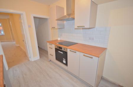 3 bedroom Terraced House for sale in Bath Road, Kettering, NN16