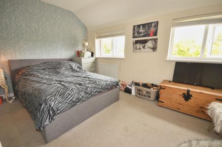 2 bedroom Terraced House for sale in Bertone Road, Barton Seagrave, NN15