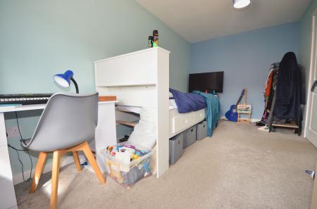 2 bedroom Terraced House for sale in Bertone Road, Barton Seagrave, NN15