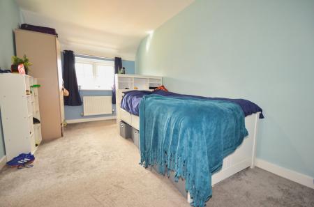 2 bedroom Terraced House for sale in Bertone Road, Barton Seagrave, NN15