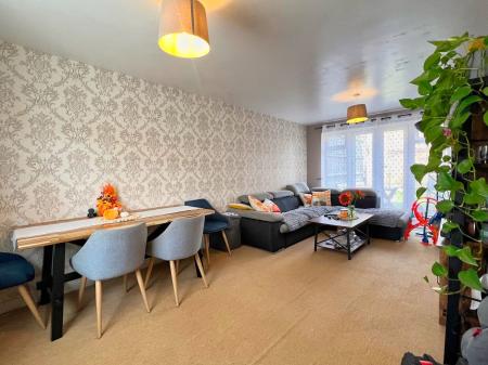 4 bedroom Detached house for sale in Chepstow Road, Oakley Vale, Corby, NN18