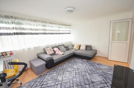 2 bedroom Flat for sale in Comrie Close, Coventry, CV2