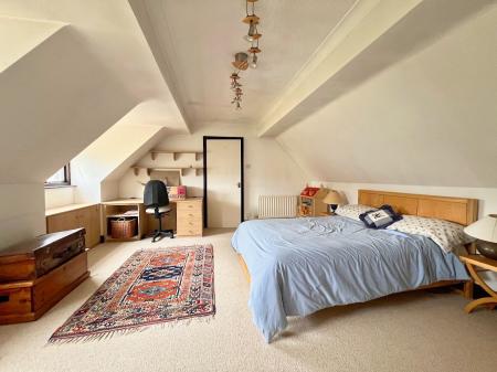 4 bedroom Detached house for sale in Dibbin Close, Weldon, NN17