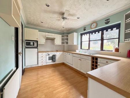 4 bedroom Detached house for sale in Dibbin Close, Weldon, NN17