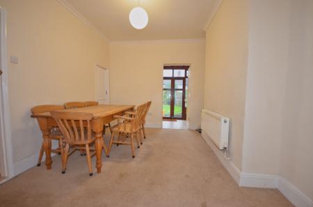 3 bedroom Terraced House for sale in Duke Street, Kettering, NN16