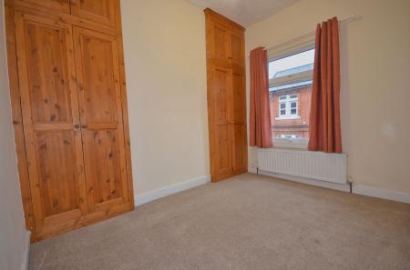 3 bedroom Terraced House for sale in Duke Street, Kettering, NN16