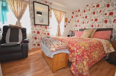 4 bedroom Terraced House for sale in Frith Close, Great Oakley, Corby, NN18