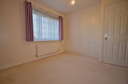 2 bedroom Terraced House for sale in Gainage Close, Corby, NN18
