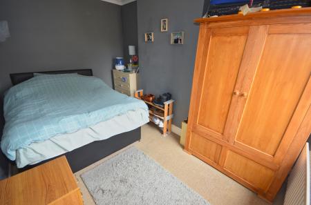 2 bedroom End of terrace house for sale in Lindsay Street, Kettering, NN16