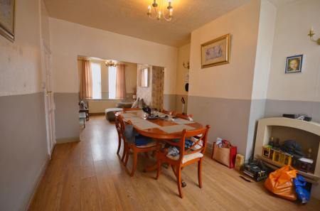 2 bedroom End of terrace house for sale in Lindsay Street, Kettering, NN16