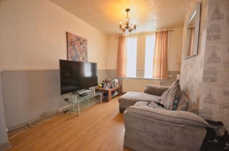 2 bedroom End of terrace house for sale in Lindsay Street, Kettering, NN16