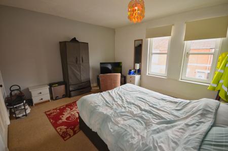 2 bedroom End of terrace house for sale in Lindsay Street, Kettering, NN16