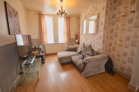 2 bedroom End of terrace house for sale in Lindsay Street, Kettering, NN16