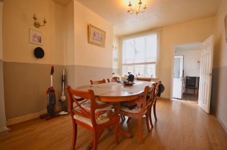 2 bedroom End of terrace house for sale in Lindsay Street, Kettering, NN16