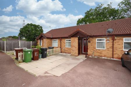 2 bedroom Bungalow for sale in Minehead Close, Corby, NN18