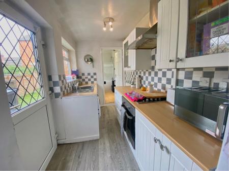 2 bedroom Terraced House for sale in Princes Street, Kettering, NN16