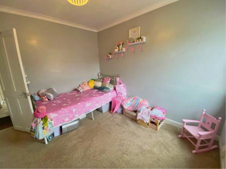 2 bedroom Terraced House for sale in Princes Street, Kettering, NN16