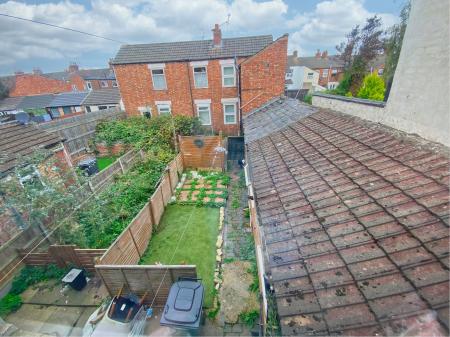 2 bedroom Terraced House for sale in Princes Street, Kettering, NN16