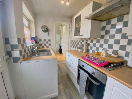 2 bedroom Terraced House for sale in Princes Street, Kettering, NN16
