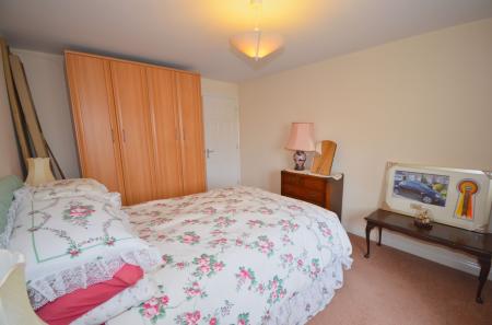 4 bedroom Detached house for sale in Powys Close, Oakley Vale, Corby, NN18