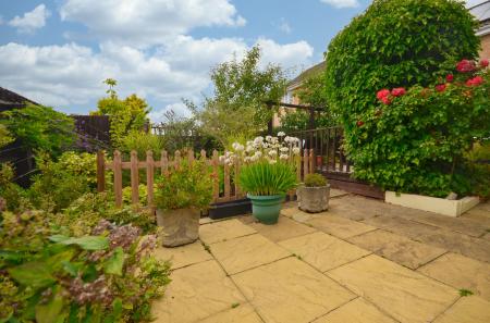 4 bedroom Detached house for sale in Powys Close, Oakley Vale, Corby, NN18