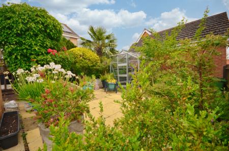 4 bedroom Detached house for sale in Powys Close, Oakley Vale, Corby, NN18