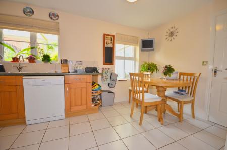 4 bedroom Detached house for sale in Powys Close, Oakley Vale, Corby, NN18