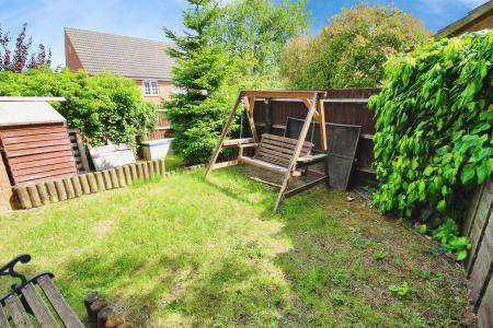 3 bedroom Link detached house for sale in Tailby Avenue, Kettering, NN16