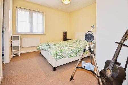 3 bedroom Link detached house for sale in Tailby Avenue, Kettering, NN16