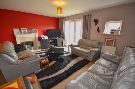 3 bedroom Town house for sale in Violet Close, Desborough, NN14