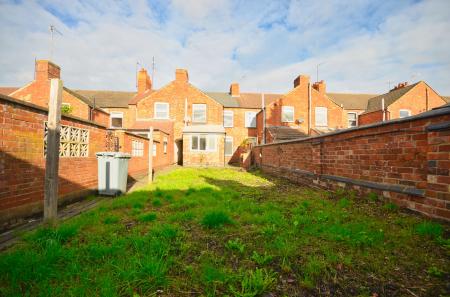 2 bedroom Terraced House for sale in William Street, Kettering, NN16