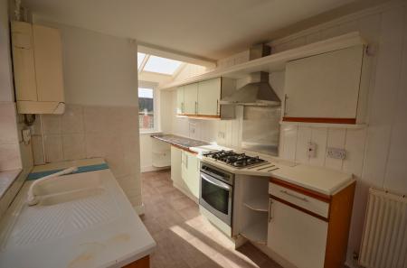 2 bedroom Terraced House for sale in William Street, Kettering, NN16