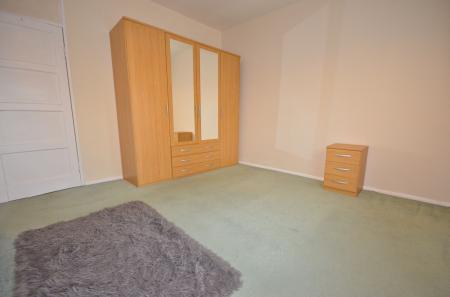 4 bedroom Terraced House for sale in Bideford Square, Corby, NN18