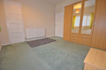 4 bedroom Terraced House for sale in Bideford Square, Corby, NN18