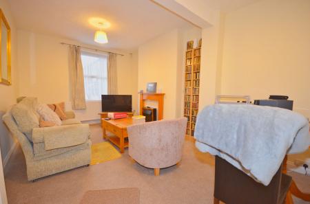 1 bedroom End of terrace house for sale in Albion Road, Kettering, NN16