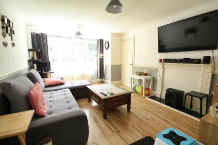 2 bedroom Terraced House to let in Blake Road, Corby, NN18